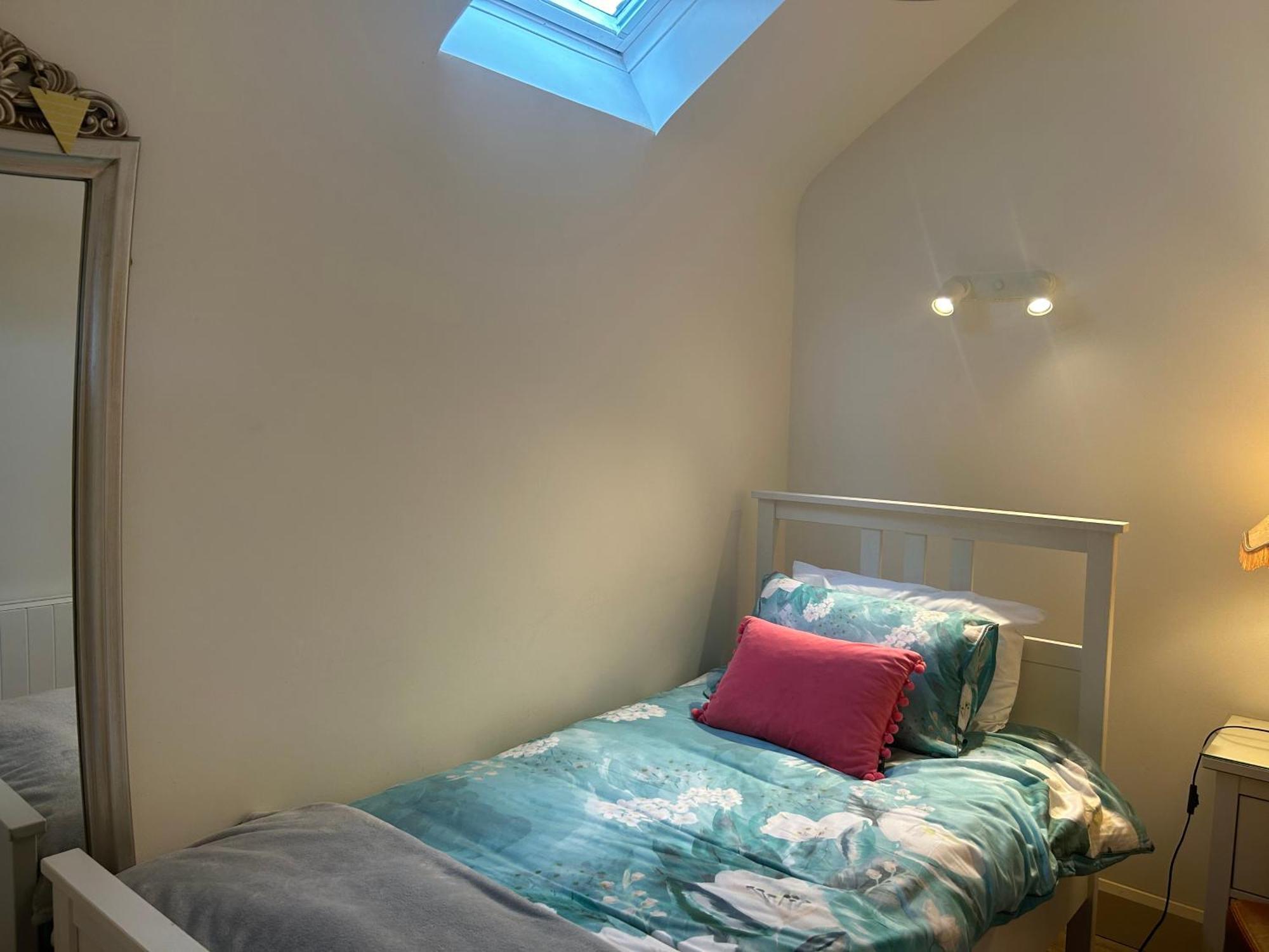 Tig Monbretia Apartment Dingle Ngoại thất bức ảnh