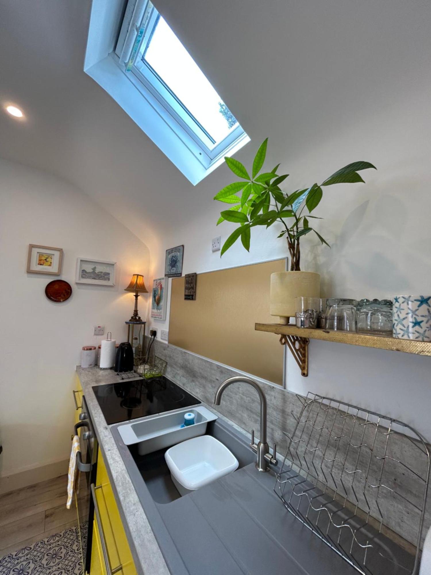 Tig Monbretia Apartment Dingle Ngoại thất bức ảnh